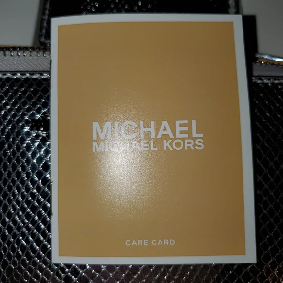Michael Kors Box - Picture 9 of 11